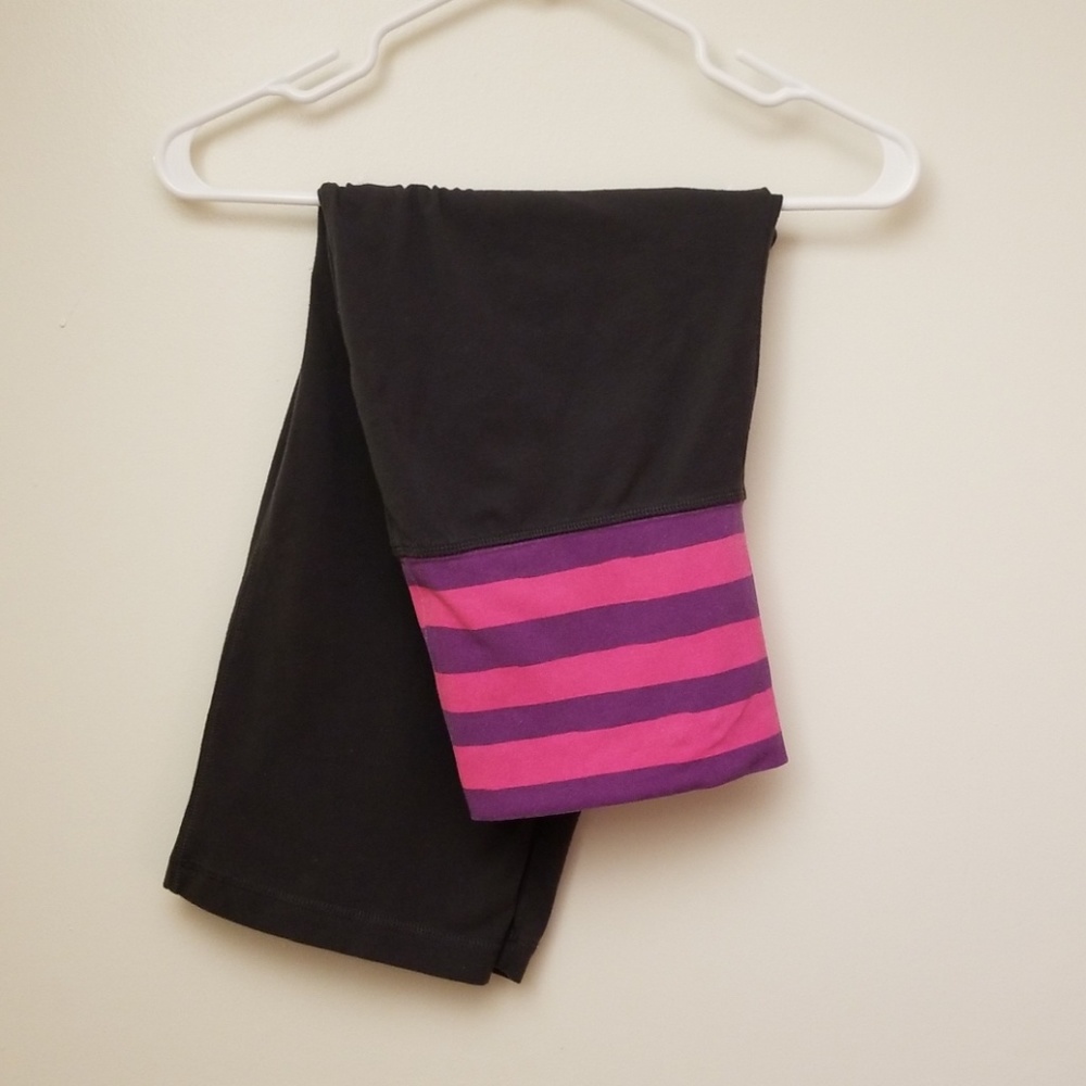 Capri yoga pants